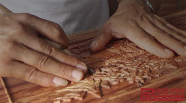 中信紅木精品品質(zhì)離不開每一位員工 中信紅木精品品質(zhì)離不開每一位員工