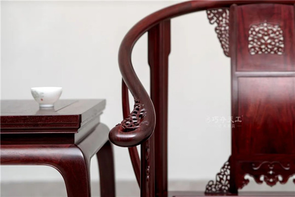 巧奪天工紅木傳世之家 | 小葉紫檀的“矜貴”，從何而來？