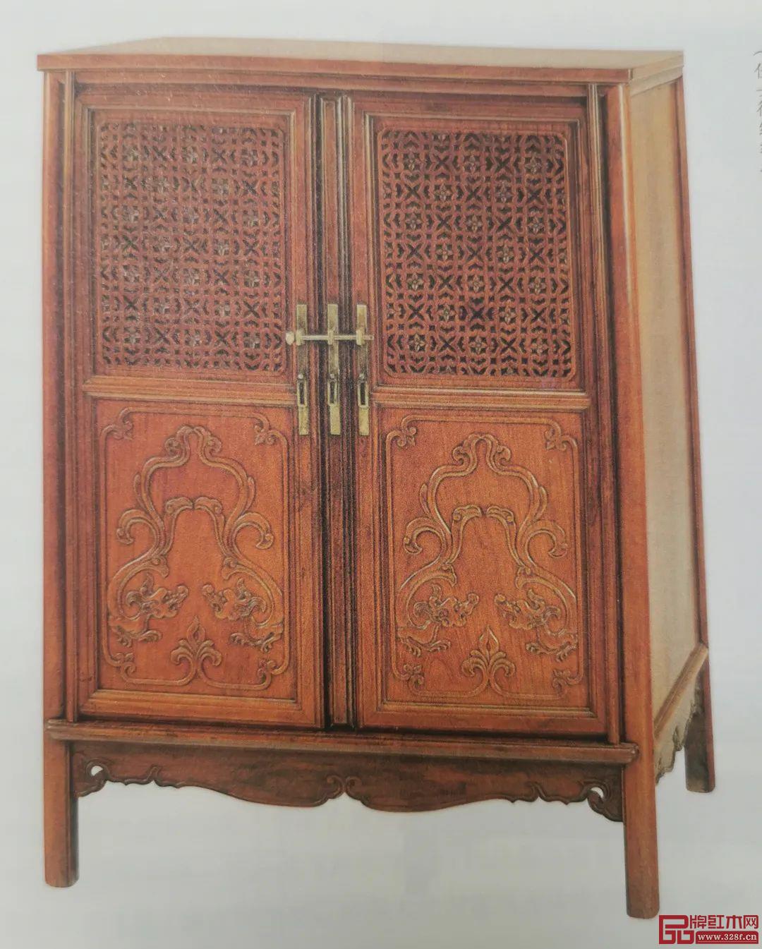 清早中期 黃花梨螭龍紋茶柜 清早中期 黃花梨螭龍紋茶柜