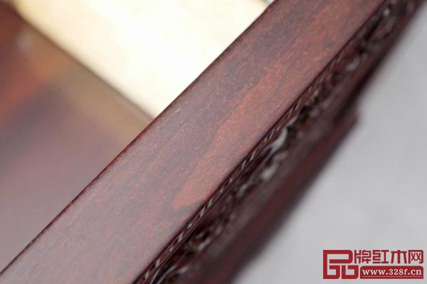 金星紫檀細(xì)看如星星一般閃閃發(fā)亮 金星紫檀細(xì)看如星星一般閃閃發(fā)亮