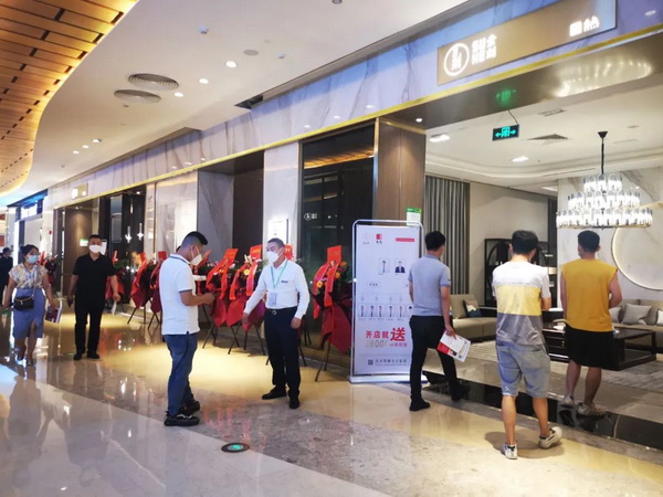 東成紅木重磅亮相2022東莞（國(guó)際）名家具展