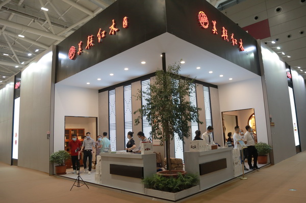 美聯(lián)紅木深圳家具展展館極具東方特色 美聯(lián)紅木深圳家具展展館極具東方特色