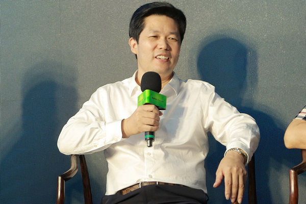 東成紅木張錫復(fù)：堅(jiān)持傳承創(chuàng)新，堅(jiān)持長(zhǎng)期主義