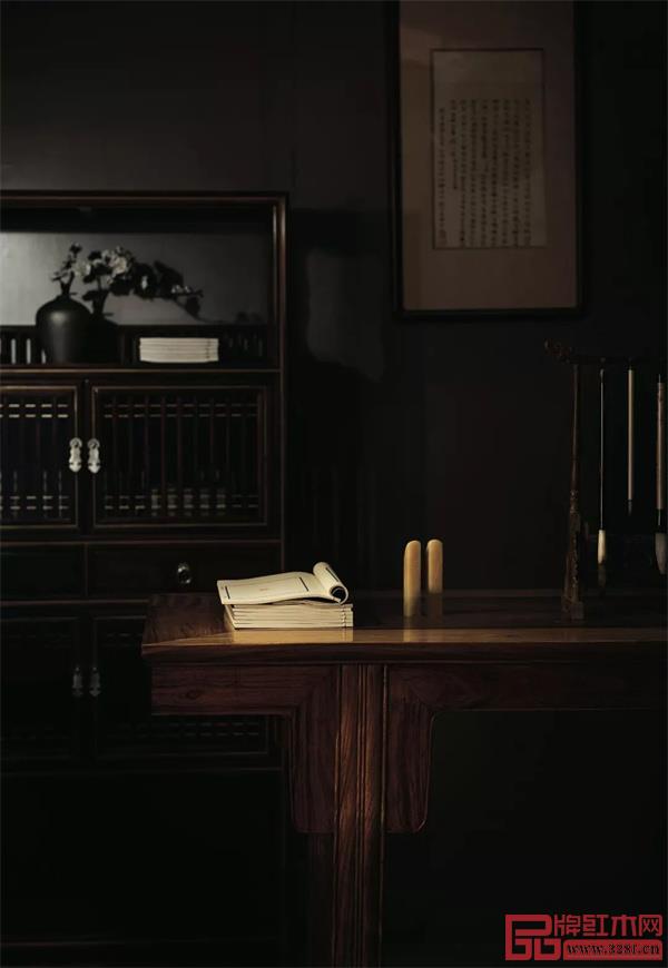 中信紅木:中式之美,在幾案 中信紅木:中式之美,在幾案