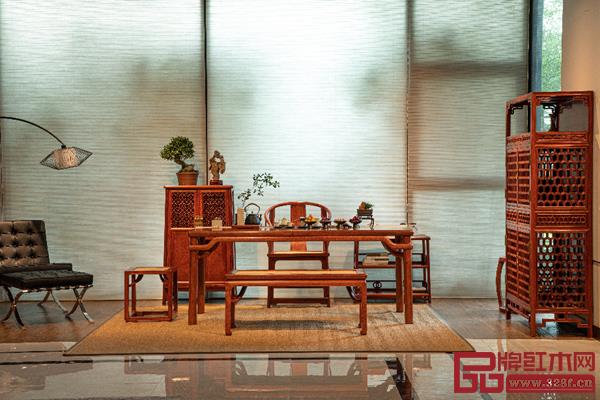 明堂紅木圍繞用戶價(jià)值不斷深化破局,滿足用戶對(duì)美好生活的向往.jpg 明堂紅木圍繞用戶價(jià)值不斷深化破局,滿足用戶對(duì)美好生活的向往.jpg