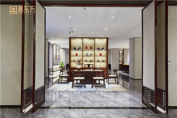 東陽闊葉黃檀新古典品牌·慕東方紅木：以黑酸枝為基打造東方大宅家居