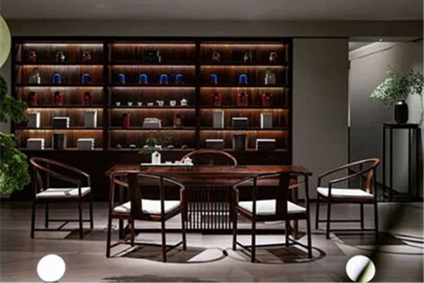 志成紅木·潮閱 | 愛與健康共奔赴，潮閱伴您人生路