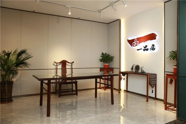 一品居 | 千桌萬凳，一案難求