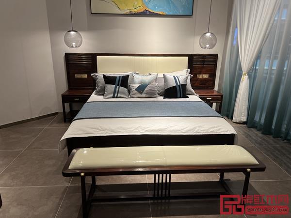 展廳劃分六大生活空間,為客戶提供了不同空間家具擺放的示例 展廳劃分六大生活空間,為客戶提供了不同空間家具擺放的示例