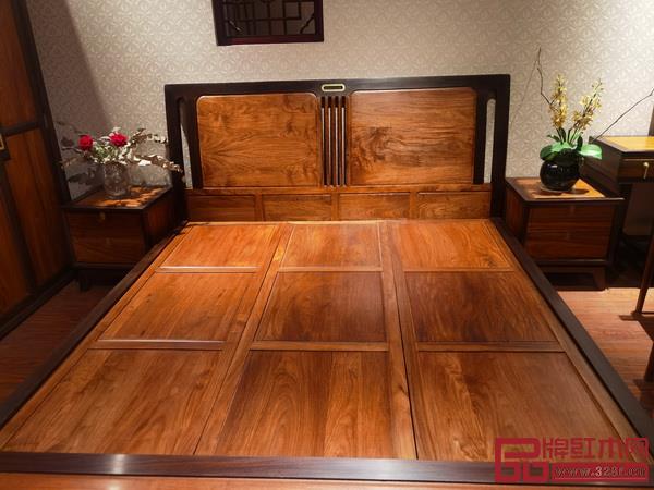 刺猬紫檀+黑檀和美大床三件套,銷售價(jià)38400元,活動(dòng)價(jià)16800元 刺猬紫檀+黑檀和美大床三件套,銷售價(jià)38400元,活動(dòng)價(jià)16800元