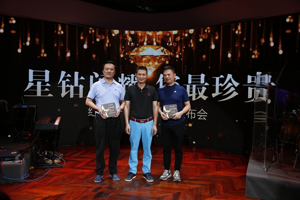 紅古軒堅(jiān)持以用戶為中心,崇尚有溫度的服務(wù) 紅古軒堅(jiān)持以用戶為中心,崇尚有溫度的服務(wù)