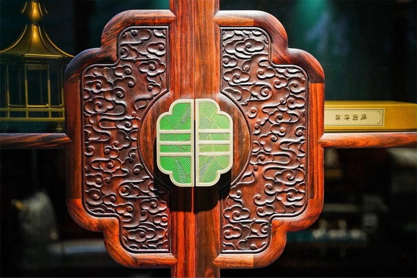 國潮家居“京熹”來襲  原創(chuàng)紅木品牌演繹故宮美學