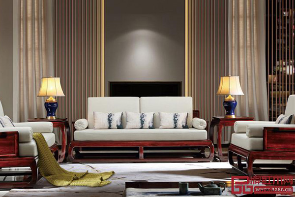 紅木沙發(fā)尺寸一般是多少？客廳紅木沙發(fā)圖片欣賞介紹