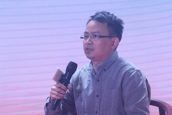 肇慶學(xué)院美術(shù)學(xué)院碩士研究生導(dǎo)師王錫斌 肇慶學(xué)院美術(shù)學(xué)院碩士研究生導(dǎo)師王錫斌