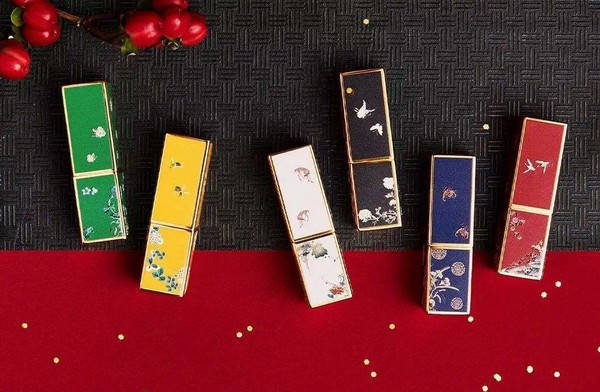 東方浮雕進入彩妝行業(yè),已經(jīng)成為市場的國潮現(xiàn)象 東方浮雕進入彩妝行業(yè),已經(jīng)成為市場的國潮現(xiàn)象