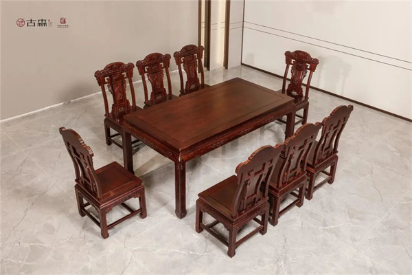 《紅酸枝金玉滿堂餐臺》