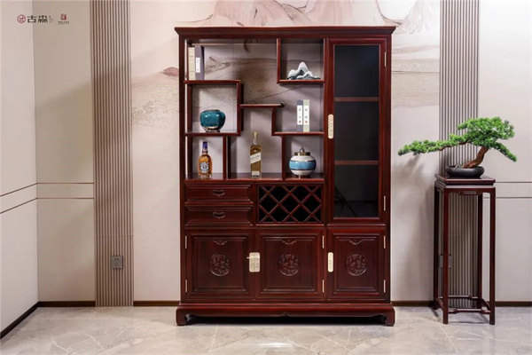 《紅酸枝吉祥如意酒柜》