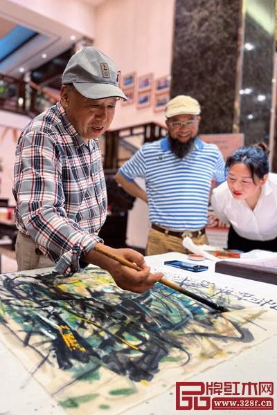 杜世祿教授創(chuàng)作現(xiàn)場 杜世祿教授創(chuàng)作現(xiàn)場