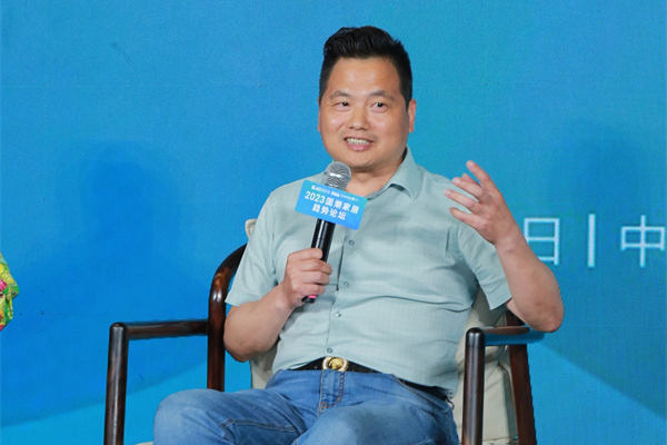 中信紅木董事長(zhǎng)李忠信：打破固有印象，讓消費(fèi)者看到紅木家具更多可能性（內(nèi)附視頻）