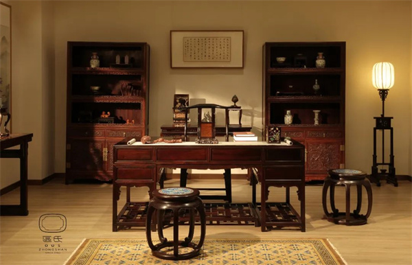 區(qū)氏中山總部再現(xiàn)一間中式慕古書房