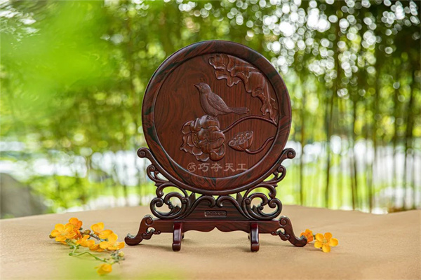 荷塘雅趣圓屏【絨毛黃檀】