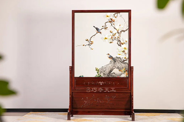 巧奪天工紅木： 花鳥藏屏風(fēng)，半遮半掩風(fēng)雅留