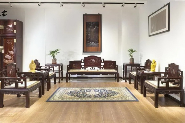 懷古紅木典藏：家的精神，就在廳堂之間