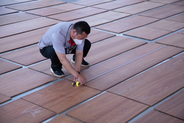 巧奪天工紅木制作紅木家具堅持“一木一器”