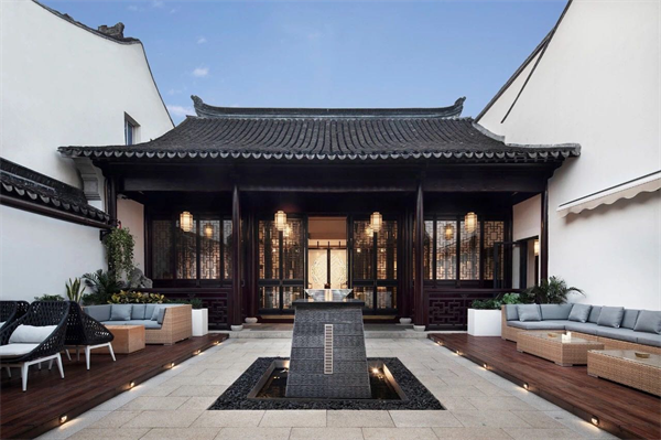 慕東方概念大宅一隅