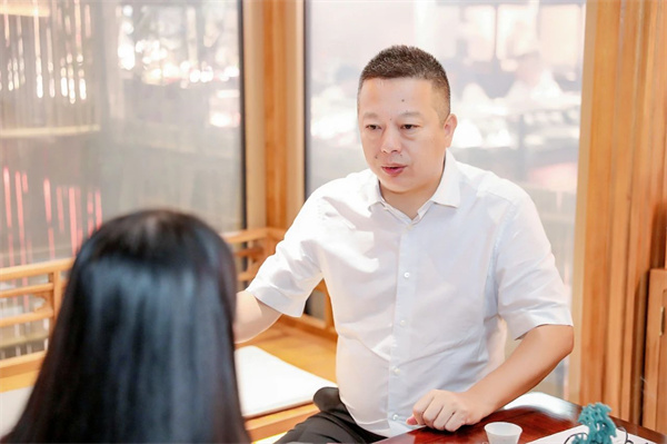 明堂家居創(chuàng)始人、總經(jīng)理張向榮