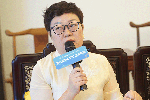 郭瓊：新中式家具要在使用場(chǎng)景、需求和功能上進(jìn)行設(shè)計(jì)創(chuàng)新（內(nèi)附視頻）