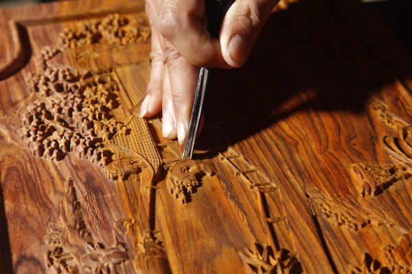 亞運美學(xué)里的中國風——東陽木雕，與紅木家具一脈相承