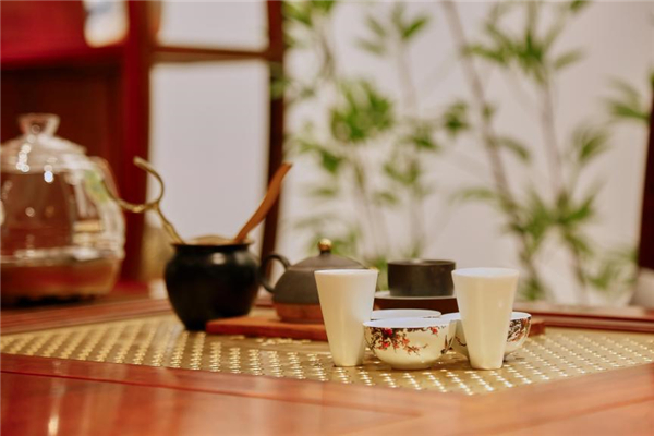 雅宋紅木｜極簡緬花，給生活一個Gap Day享受松弛感