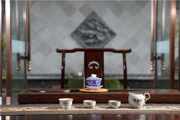 微凹黃檀品牌·萬事紅紅木：打造品質(zhì)微凹黃檀家具