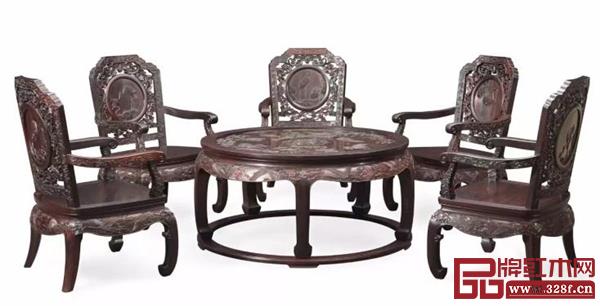 泰和園《松鶴延年圓茶臺(tái)》以“時(shí)代哲學(xué)”為藝術(shù)設(shè)計(jì)理念 泰和園《松鶴延年圓茶臺(tái)》以“時(shí)代哲學(xué)”為藝術(shù)設(shè)計(jì)理念