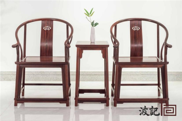 小葉紫檀《云紋圈椅》,結(jié)構(gòu)設(shè)計(jì)合乎“禮” 小葉紫檀《云紋圈椅》,結(jié)構(gòu)設(shè)計(jì)合乎“禮”