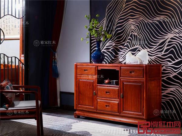 雅宋紅木《財(cái)運(yùn)餐邊柜》 雅宋紅木《財(cái)運(yùn)餐邊柜》
