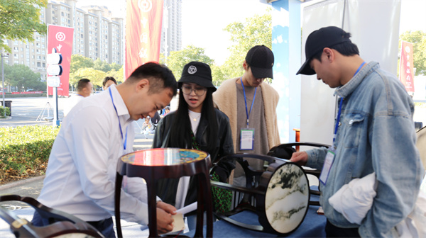 【客戶咨詢明堂·禮遇鼓凳】 【客戶咨詢明堂·禮遇鼓凳】