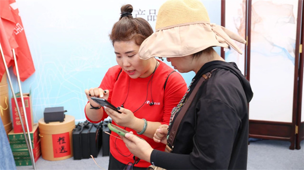 【客戶咨詢明堂·禮遇鼓凳】 【客戶咨詢明堂·禮遇鼓凳】