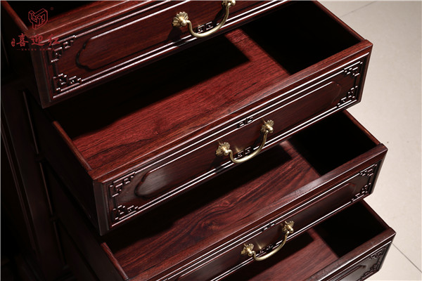 喜迎紅紅木 喜迎紅紅木