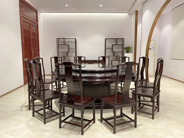 凹凸傳奇|大紅酸枝《影雕戧金圓桌》，傳承經(jīng)典，品味生活