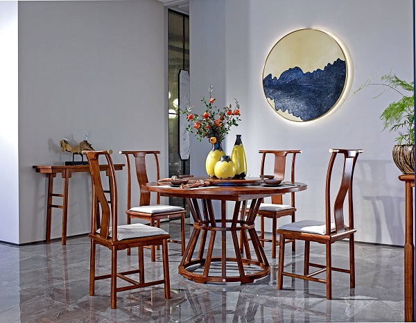 東遇家居國(guó)潮新中式，融合傳統(tǒng)與現(xiàn)代之美