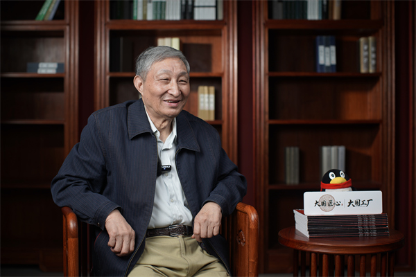 曹靜樓：國(guó)壽紅木大國(guó)工廠在守正創(chuàng)新中展現(xiàn)大國(guó)工匠典范（內(nèi)附視頻）