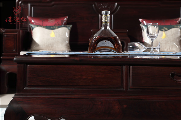 喜迎紅紅木 喜迎紅紅木