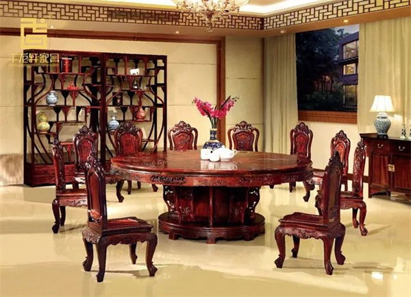 【干龍軒家具】為什么春節(jié)有紅木家具更喜慶？