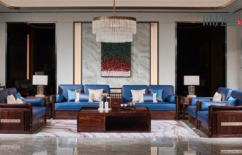 閑適紅木｜美學(xué)巔峰之作！跟著《繁花》解鎖新中式家居美學(xué)