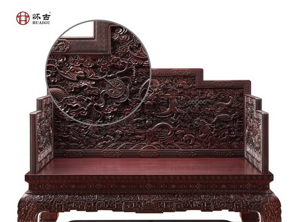 蝙蝠與古銅錢(qián)構(gòu)成“福在眼前”紋樣 蝙蝠與古銅錢(qián)構(gòu)成“福在眼前”紋樣