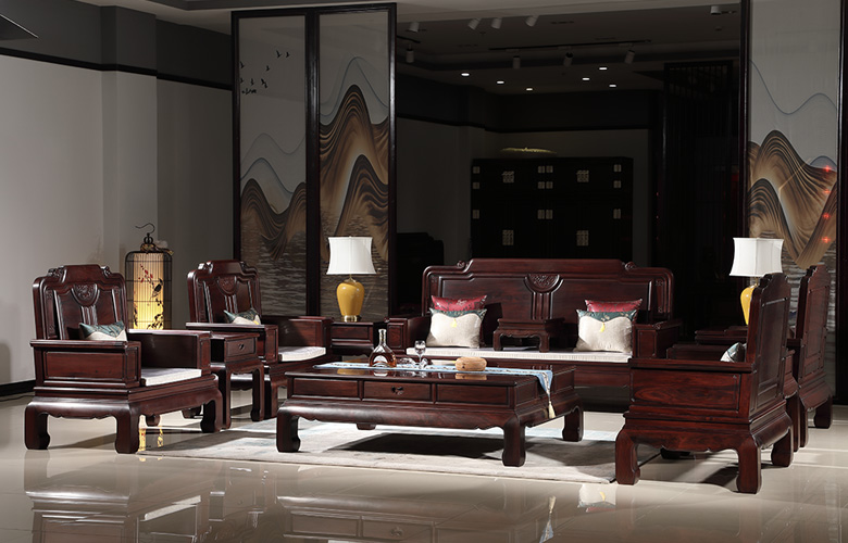 紅酸枝家具知名品牌怎么選？喜迎紅紅木告訴你