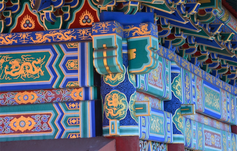 浪漫四月天，感受傳統(tǒng)美學(xué)與紅木家具完美邂逅