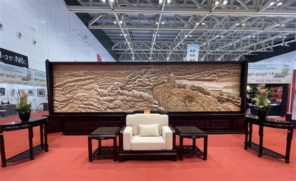 旭東紅木邀請函 | 2024第十二屆中國（浙江）工藝美術(shù)精品博覽會，更多精彩紹興見！